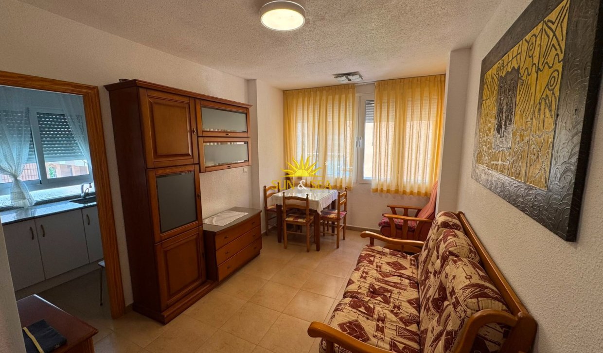 Alquiler a largo plazo - Apartamento - Santiago de la ribera - Santiago de la Ribera