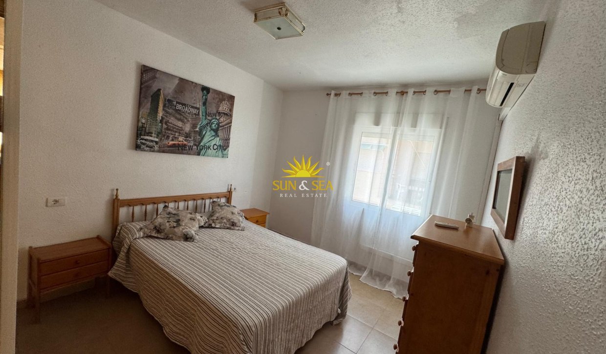 Alquiler a largo plazo - Apartamento - Santiago de la ribera - Santiago de la Ribera