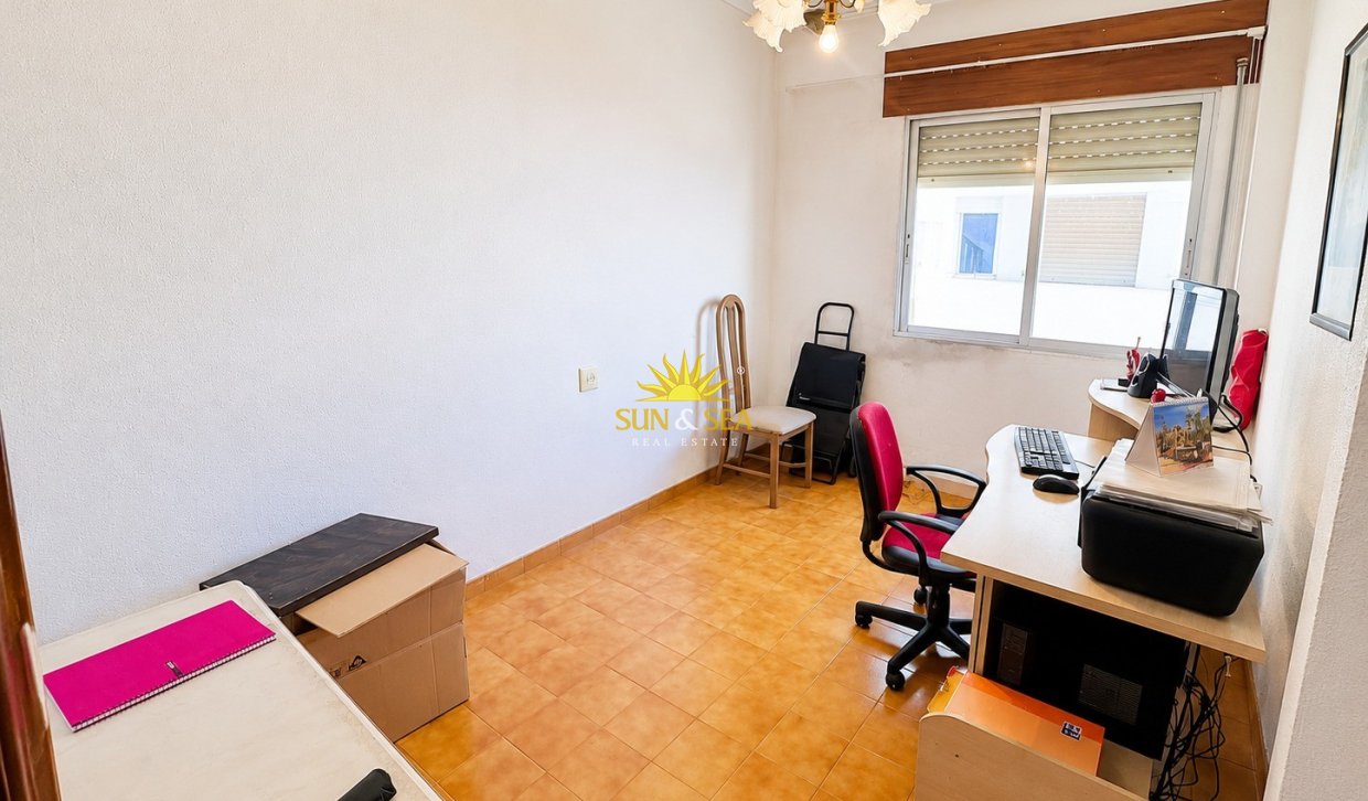 Revente - Appartement - Torrevieja - torrevieja