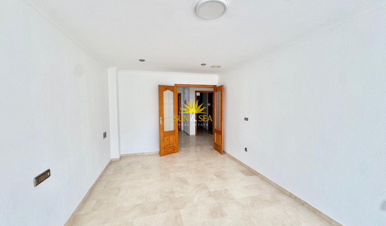 Location à long terme - Appartement - Albatera