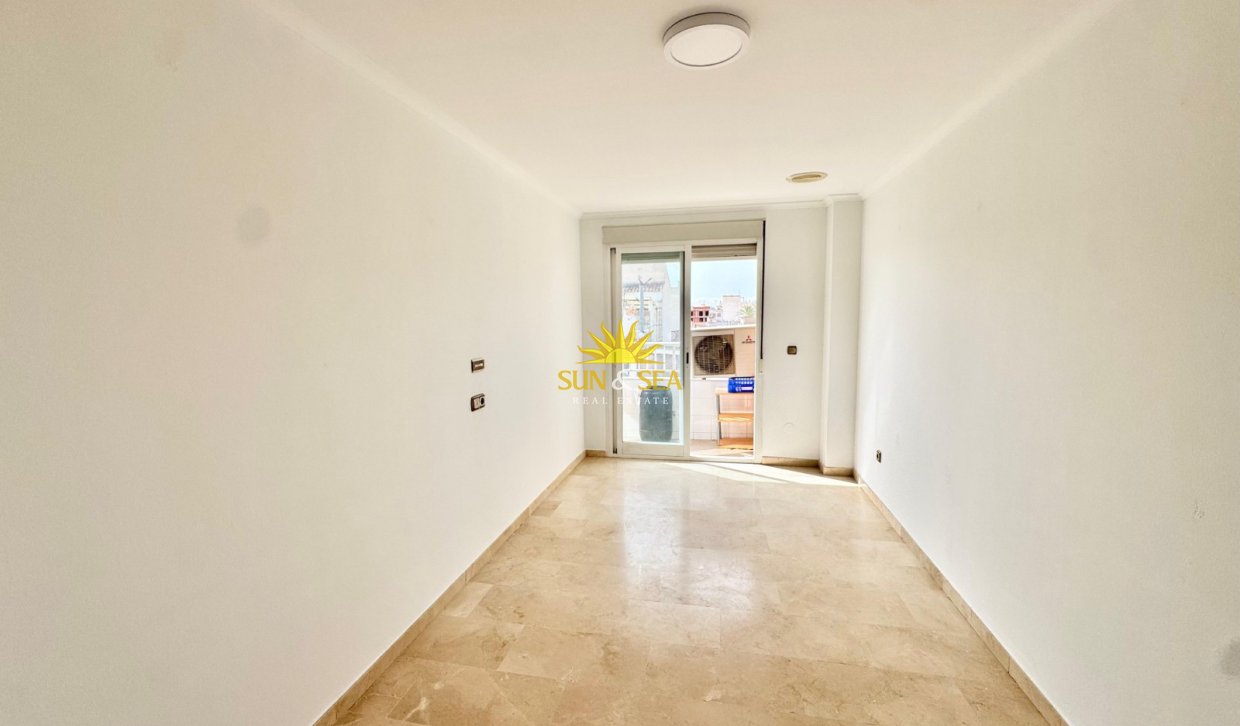 Location à long terme - Appartement - Albatera