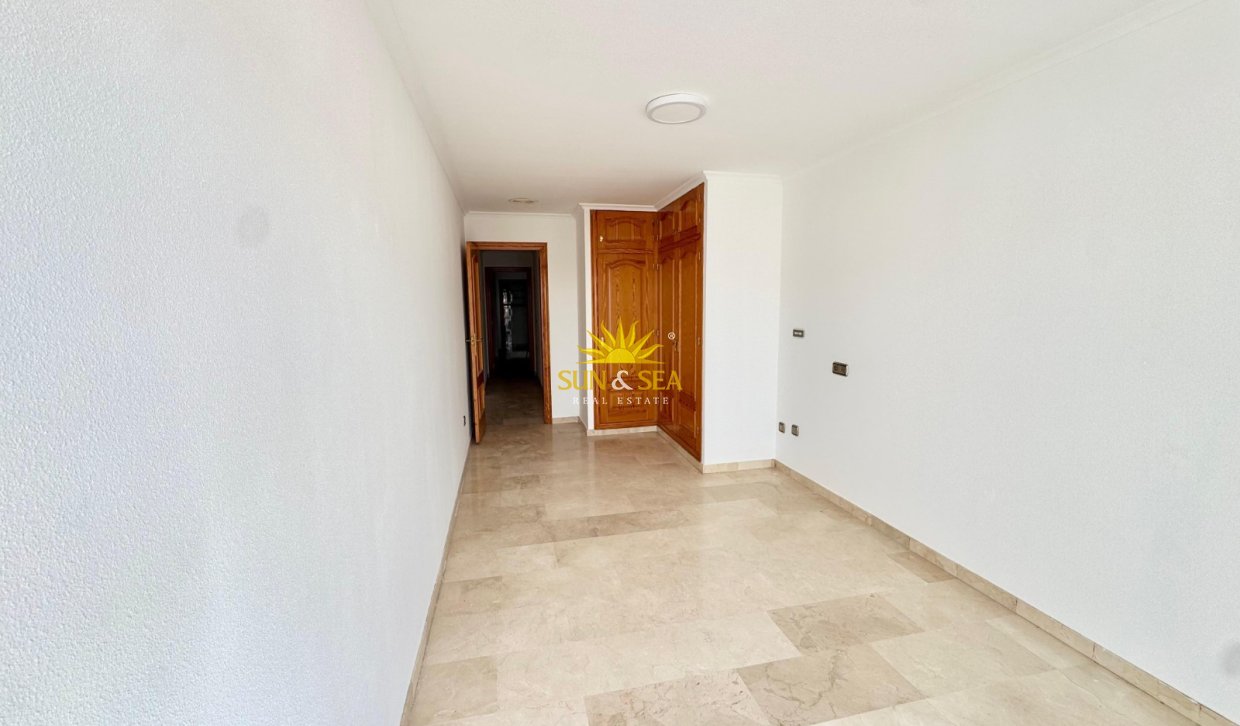 Location à long terme - Appartement - Albatera
