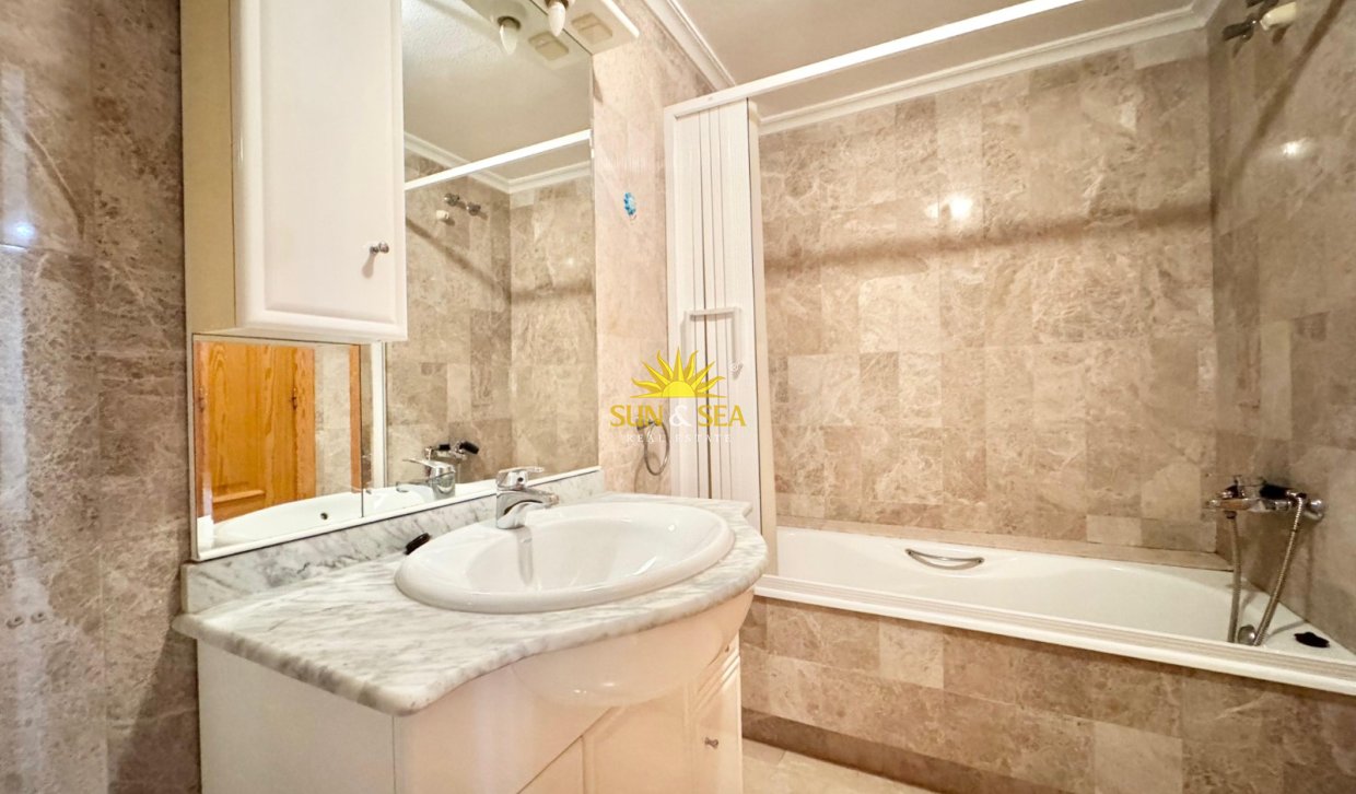 Location à long terme - Appartement - Albatera