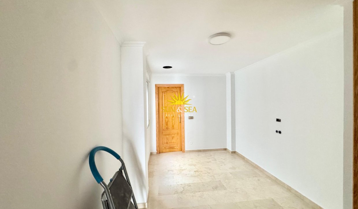 Location à long terme - Appartement - Albatera