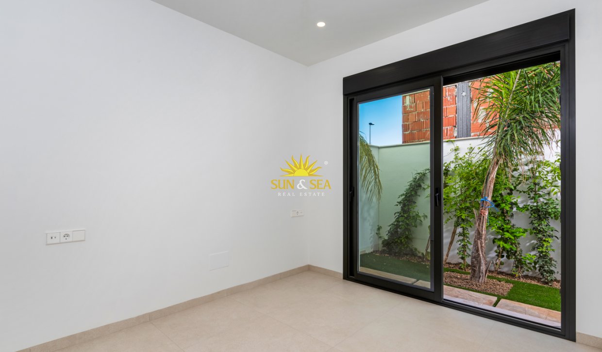 Neue Gebäude - detached - 