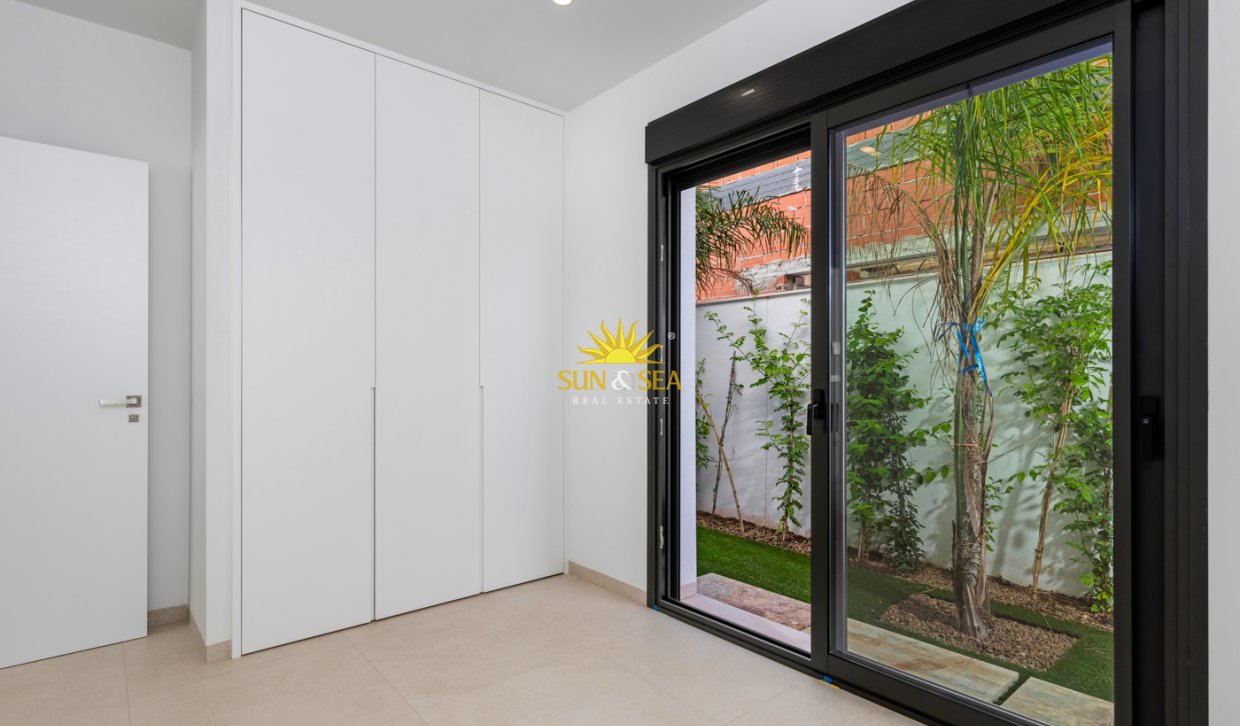 Neue Gebäude - detached - 