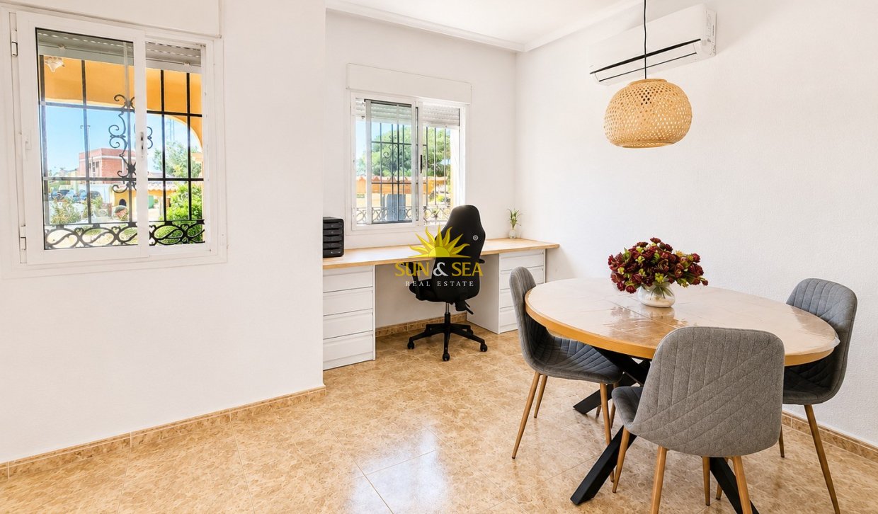 Resale - Townhouse - Orihuela Costa - Villamartín
