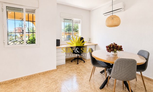 Resale - Townhouse - Orihuela Costa - Villamartín