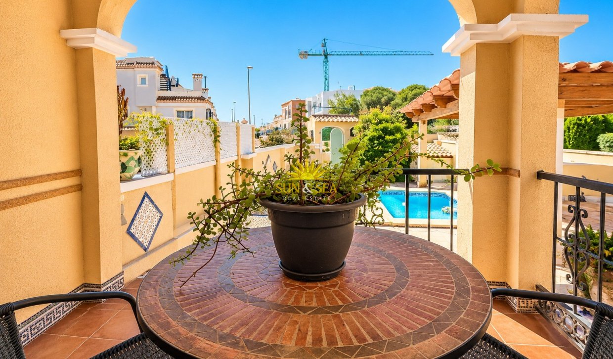 Resale - Townhouse - Orihuela Costa - Villamartín