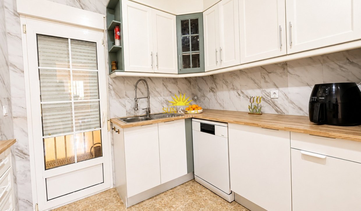 Resale - Townhouse - Orihuela Costa - Villamartín