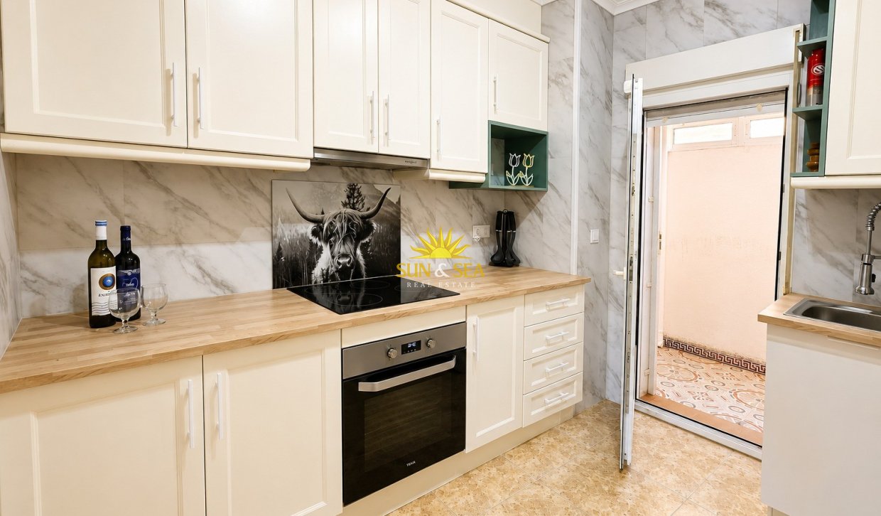 Resale - Townhouse - Orihuela Costa - Villamartín