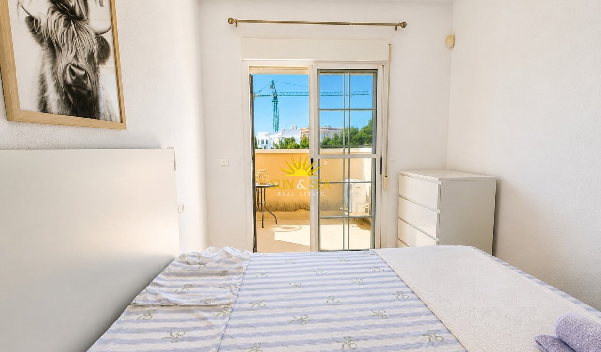 Resale - Townhouse - Orihuela Costa - Villamartín