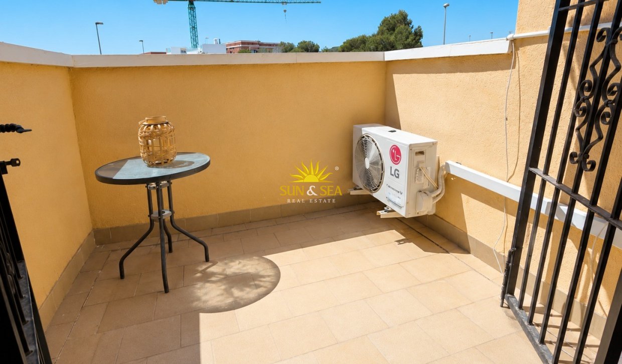 Resale - Townhouse - Orihuela Costa - Villamartín
