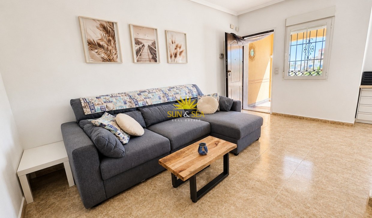 Resale - Townhouse - Orihuela Costa - Villamartín