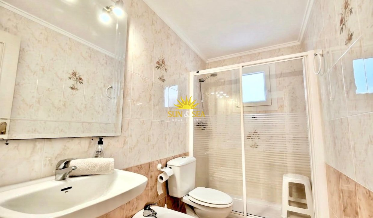 Reventa - Apartamento - Torrevieja - torrevieja