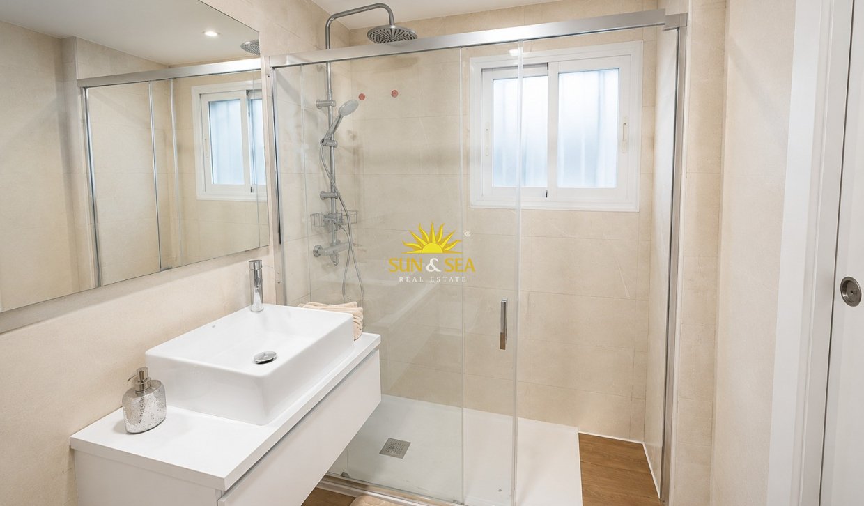Resale - Apartment - Alicante - Playa San Juan