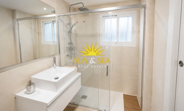 Resale - Apartment - Alicante - Playa San Juan