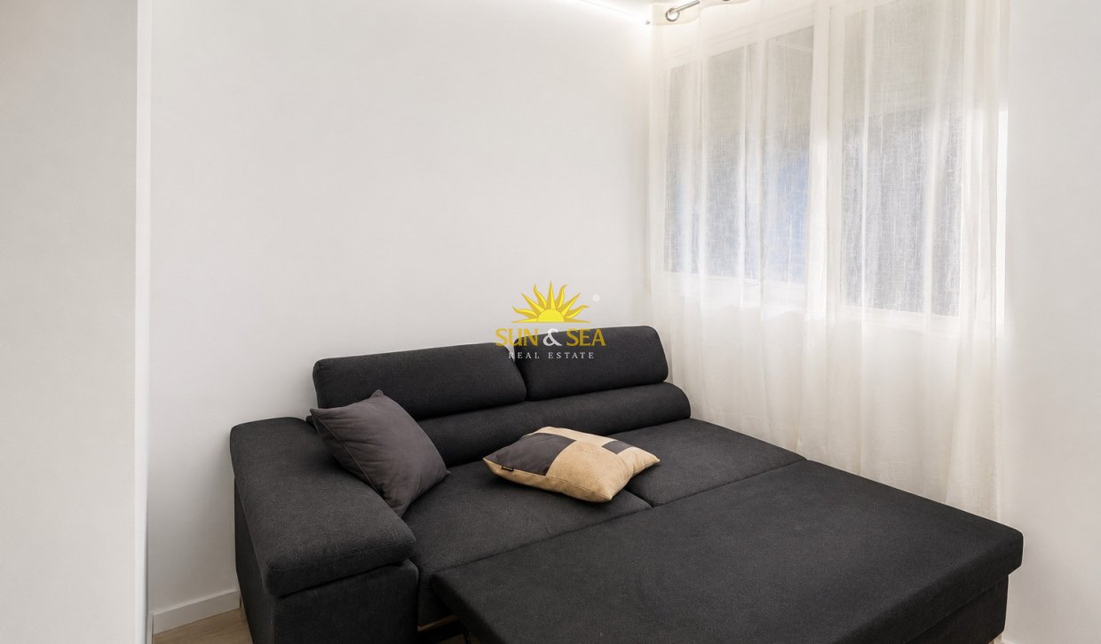 Resale - Apartment - Alicante - Playa San Juan