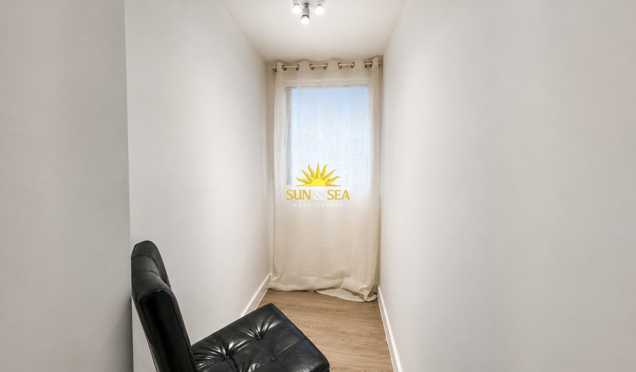 Resale - Apartment - Alicante - Playa San Juan