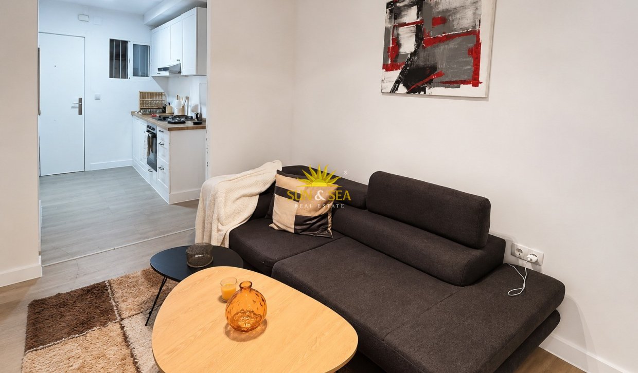 Resale - Apartment - Alicante - Playa San Juan