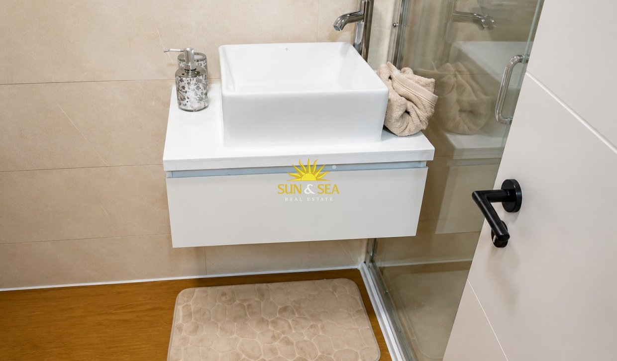 Resale - Apartment - Alicante - Playa San Juan