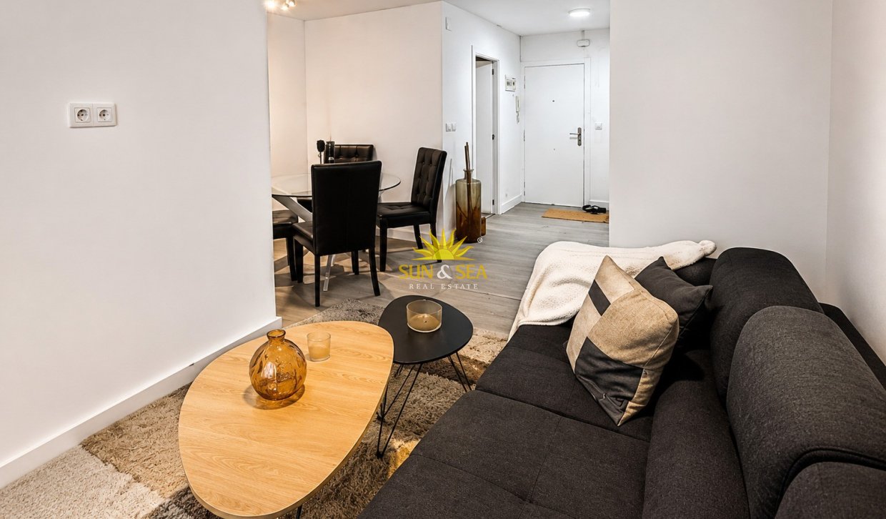 Resale - Apartment - Alicante - Playa San Juan