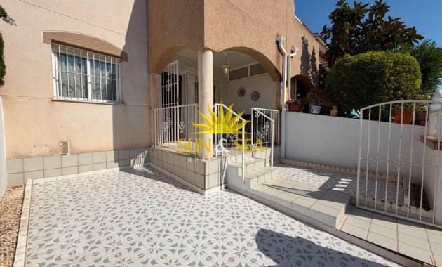 Resale - Ground Floor - Torrevieja - Los Frutales