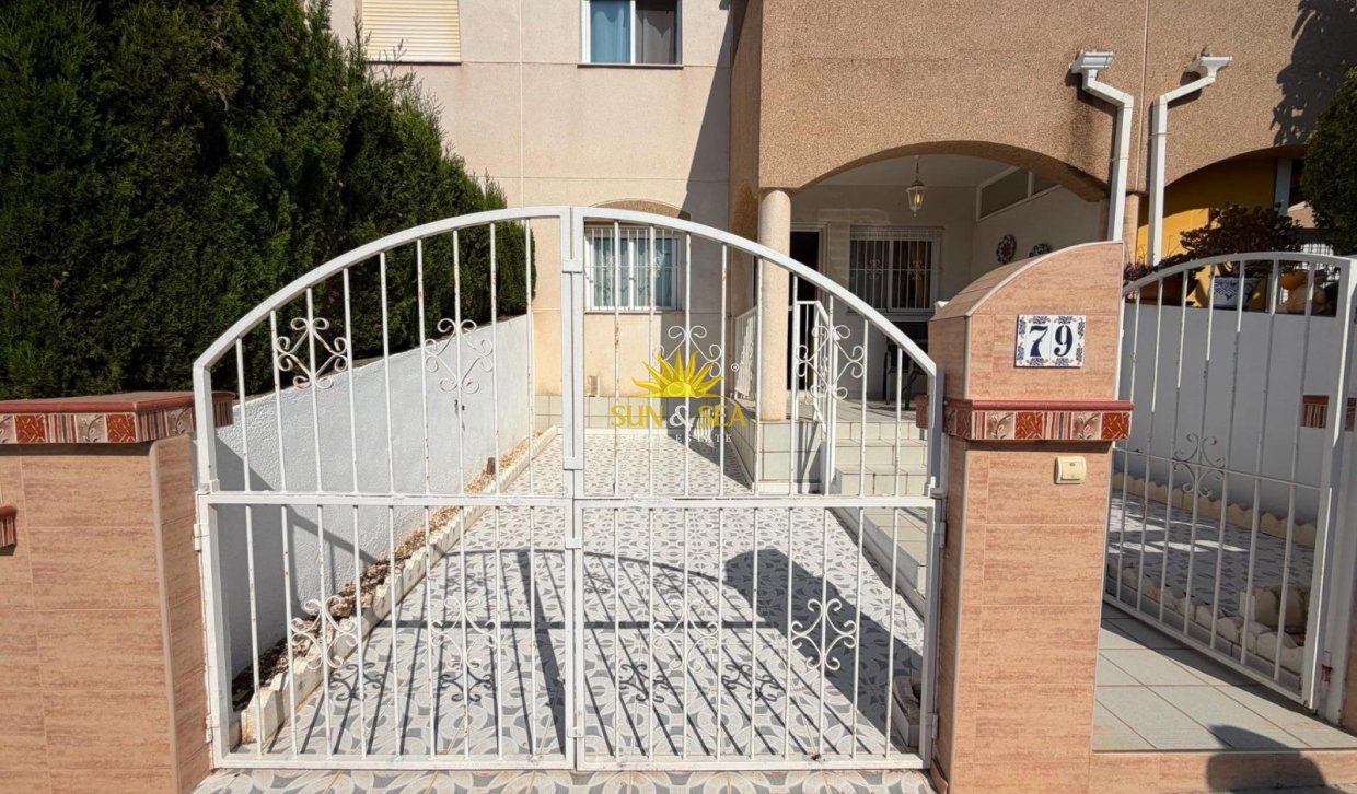 Resale - Ground Floor - Torrevieja - Los Frutales
