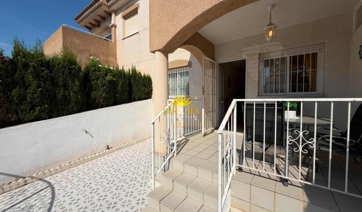 Resale - Ground Floor - Torrevieja - Los Frutales