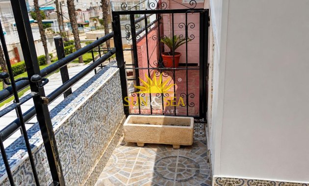 Wiederverkauf - Duplex - Torrevieja - Lago jardin