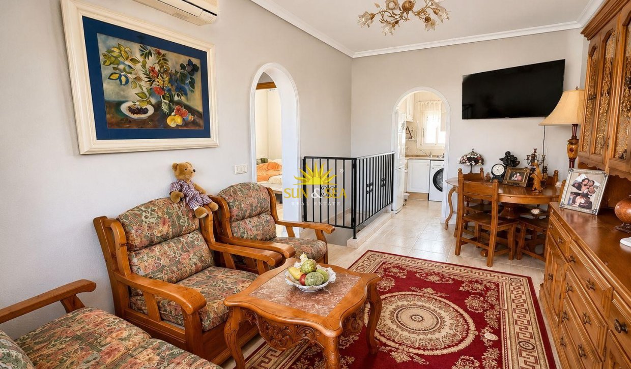 Wiederverkauf - low-bungalow - Torrevieja - Aguas nuevas 2