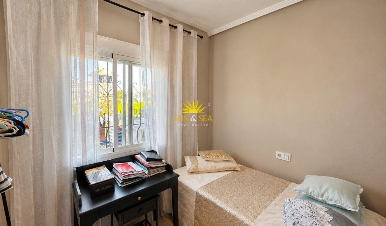 Wiederverkauf - low-bungalow - Torrevieja - Aguas nuevas 2