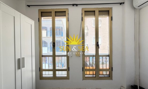 Herverkoop - Appartement - Torrevieja - torrevieja