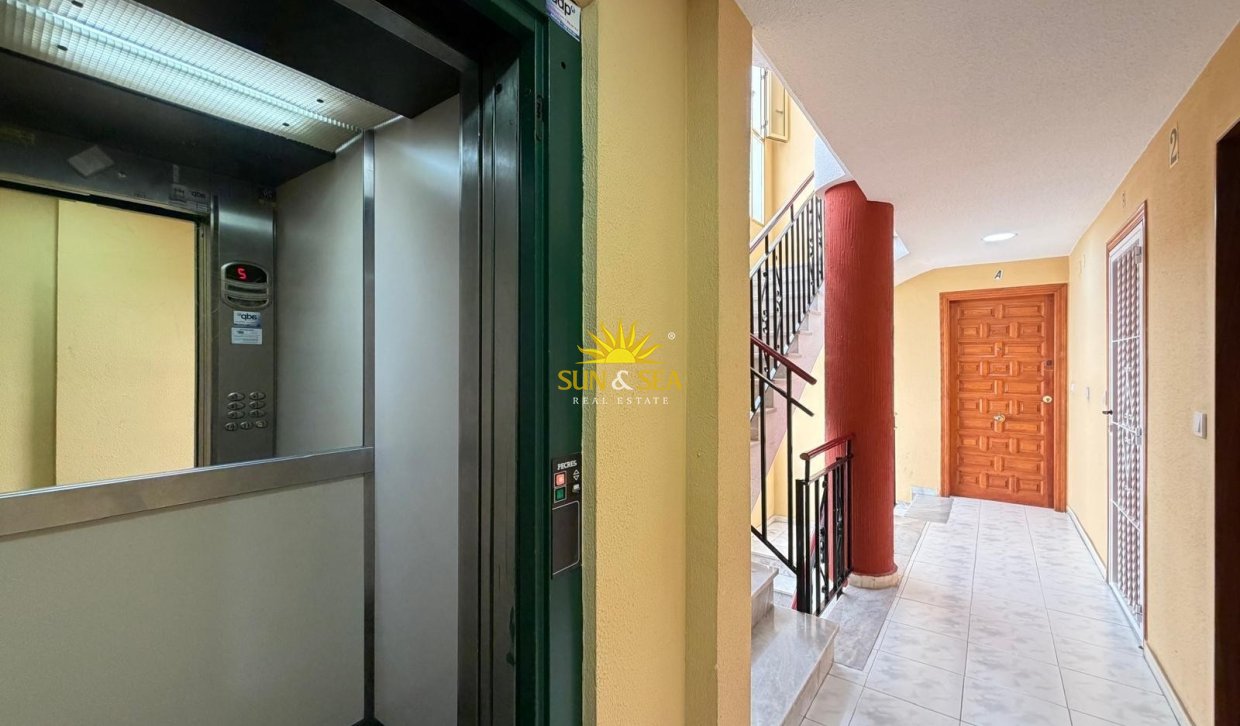 Herverkoop - Appartement - Torrevieja - torrevieja