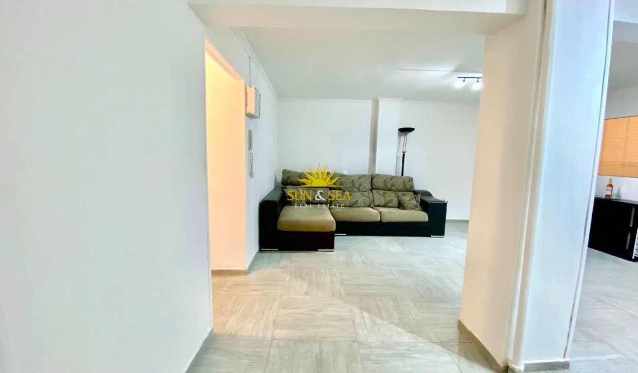 Wiederverkauf - Wohnung - Alicante - Benalua