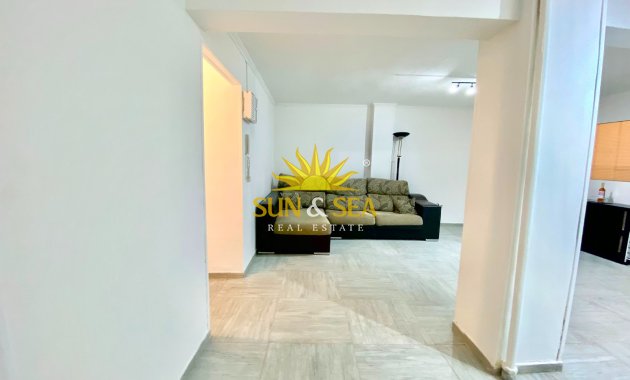 Wiederverkauf - Wohnung - Alicante - Benalua