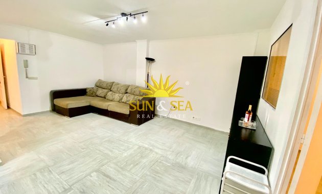 Wiederverkauf - Wohnung - Alicante - Benalua