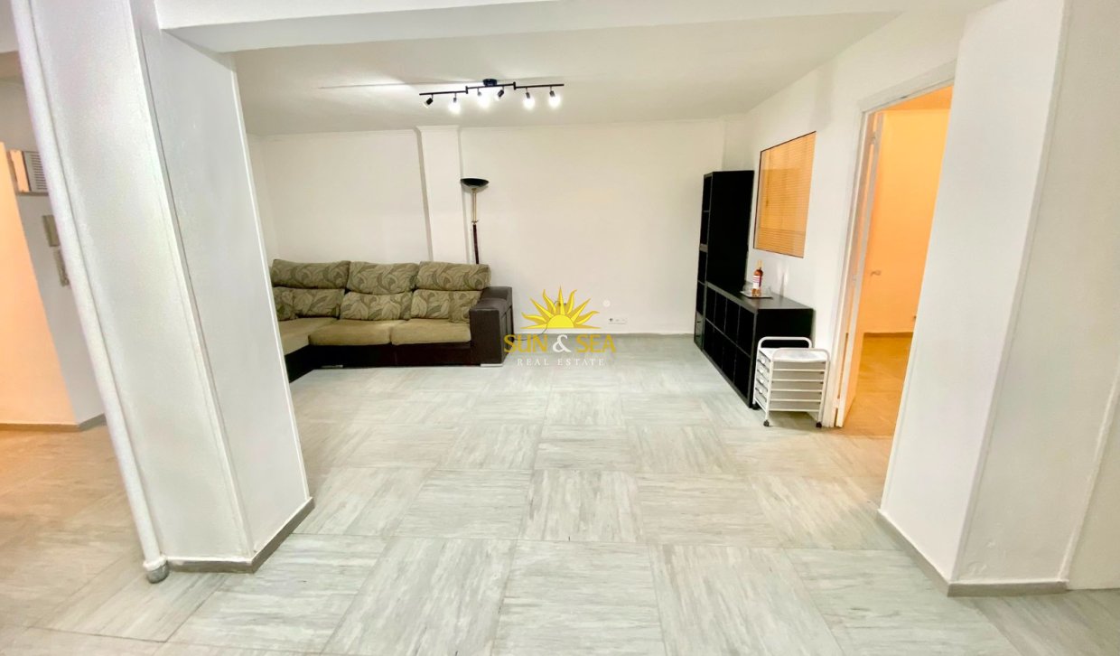 Wiederverkauf - Wohnung - Alicante - Benalua