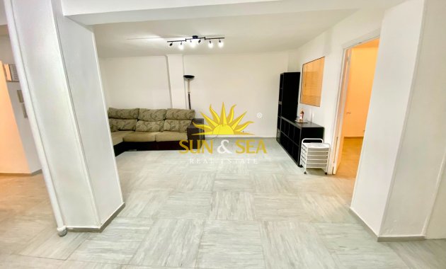 Wiederverkauf - Wohnung - Alicante - Benalua