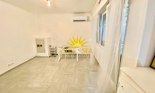 Wiederverkauf - Wohnung - Alicante - Benalua