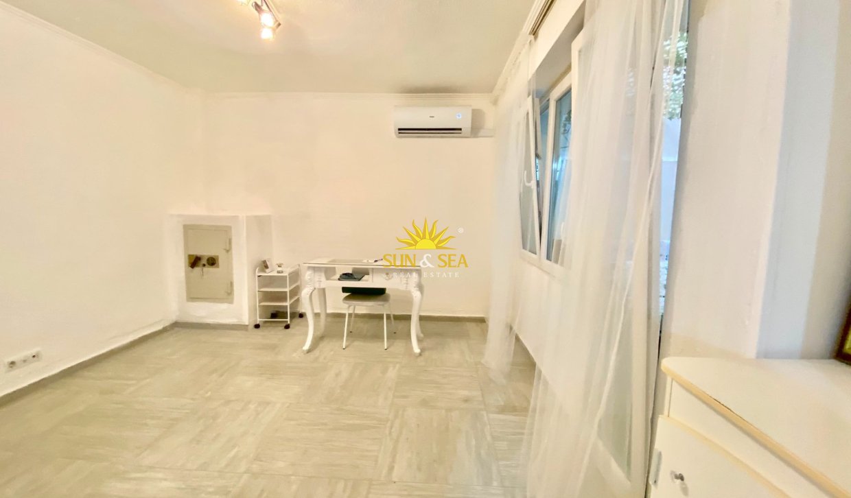 Wiederverkauf - Wohnung - Alicante - Benalua