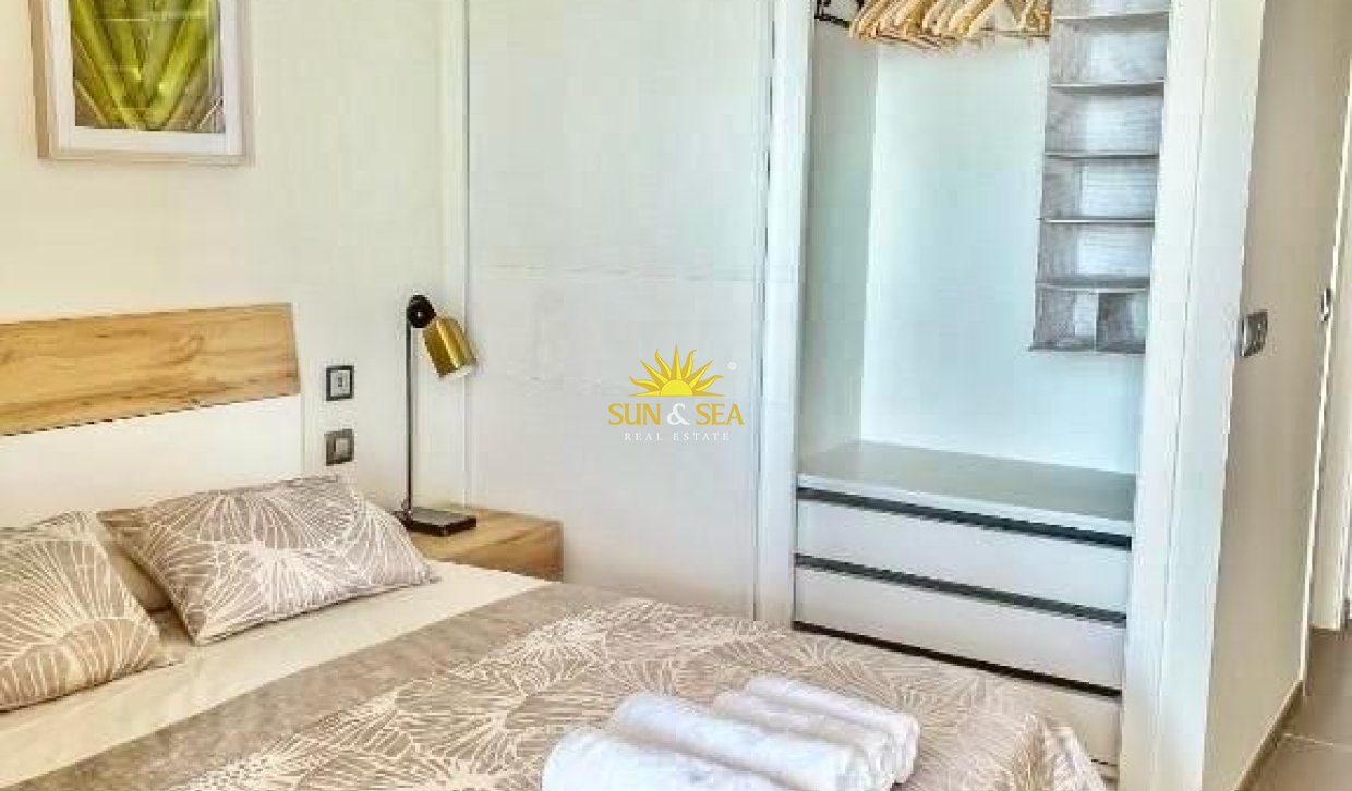 Wiederverkauf - Wohnung -  - Benidorm