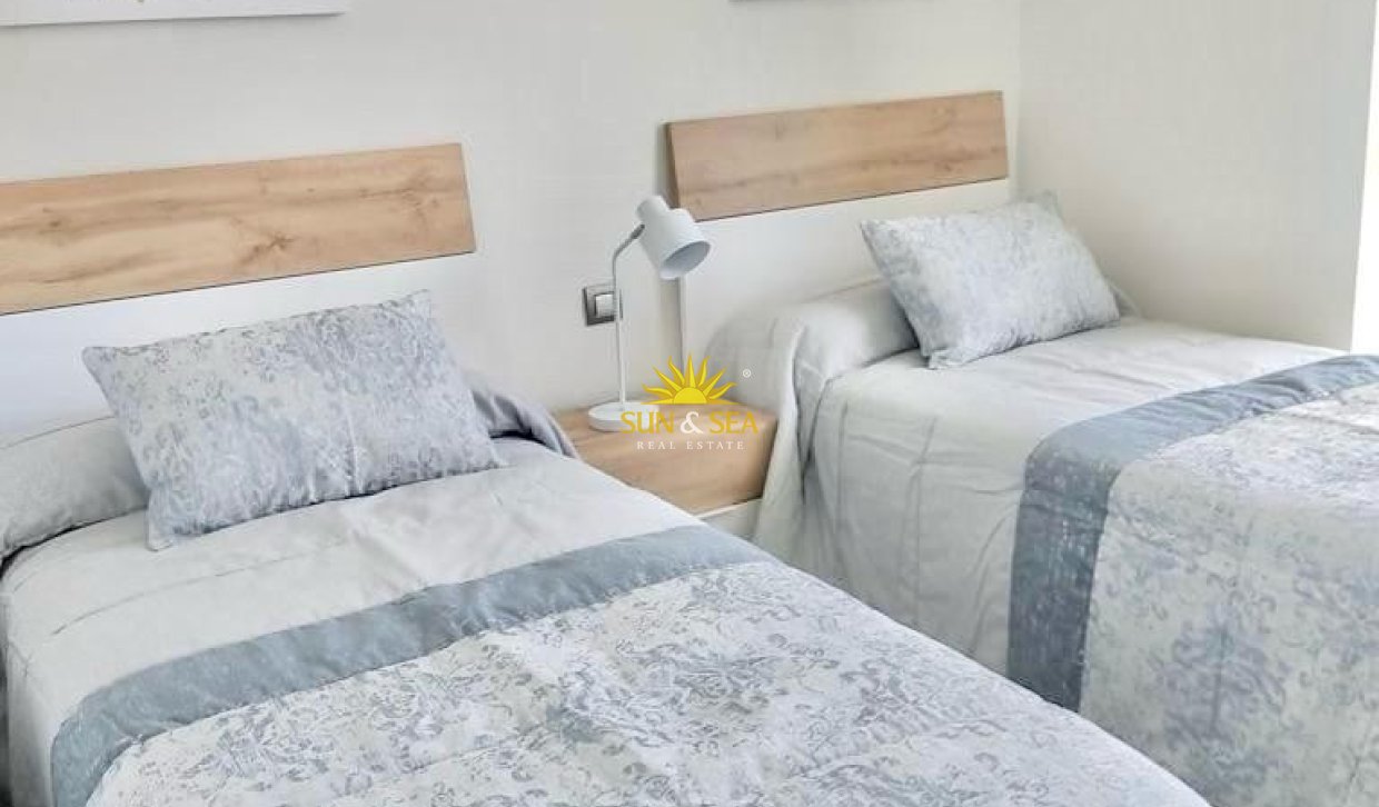 Wiederverkauf - Wohnung -  - Benidorm