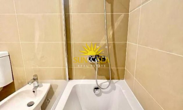 Wiederverkauf - Wohnung -  - Benidorm