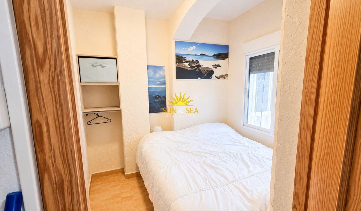 Wiederverkauf - low-bungalow - Torrevieja - Lago jardin