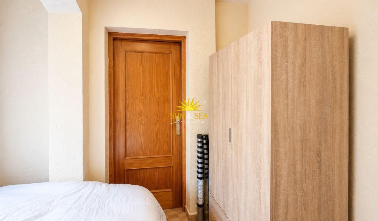 Wiederverkauf - low-bungalow - Torrevieja - Lago jardin