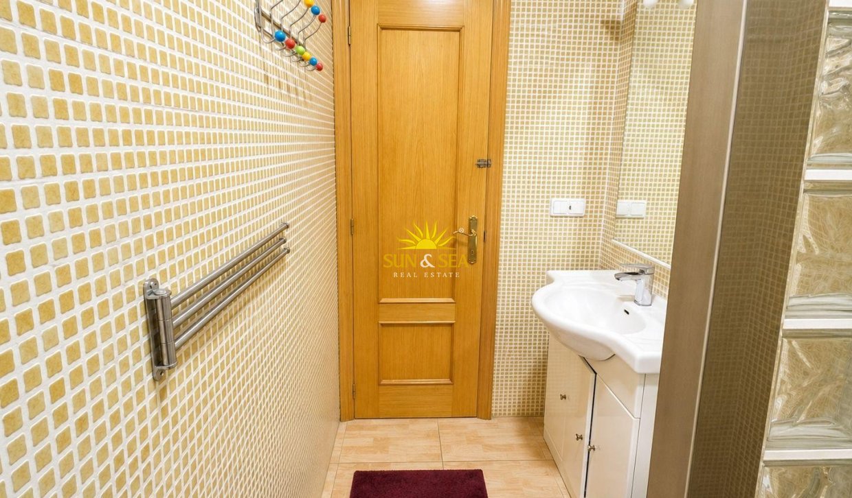 Wiederverkauf - low-bungalow - Torrevieja - Lago jardin