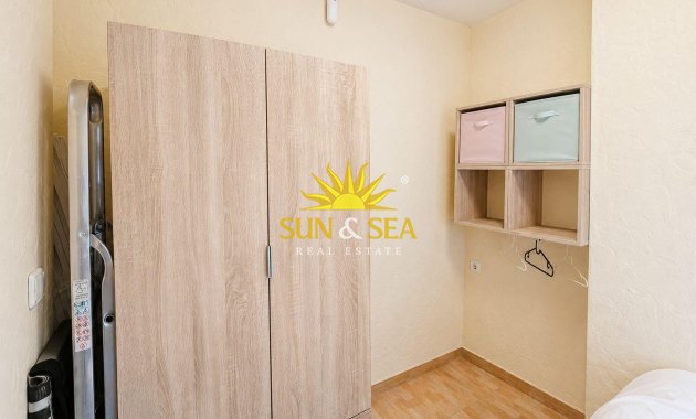 Wiederverkauf - low-bungalow - Torrevieja - Lago jardin