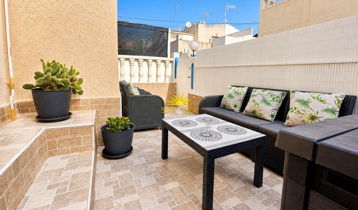 Wiederverkauf - low-bungalow - Torrevieja - Lago jardin