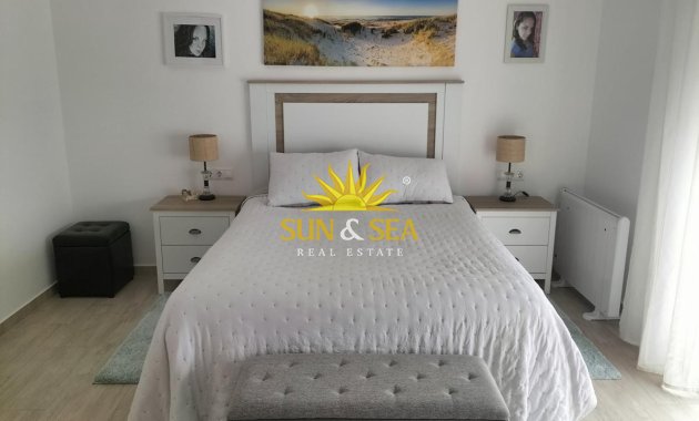 Wiederverkauf - Duplex - Torrevieja - 